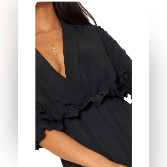 Prettylittlething Black LBD Ruffle Frill Detail Pleated Skater Mini Dress 4 - Picture 4 of 16